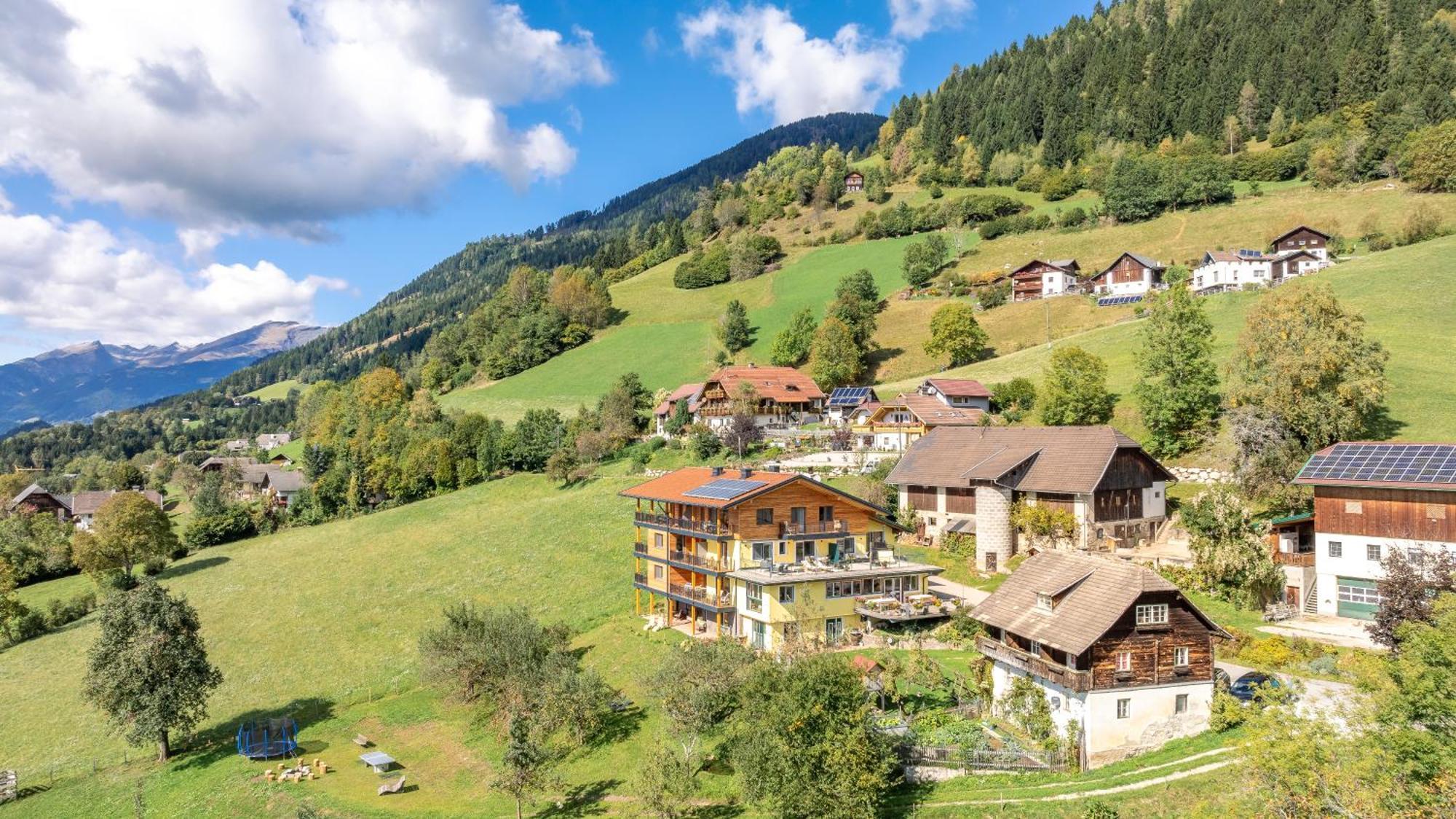 Bio- Und Vitalbauernhof Bacherhof Millstatt Eksteriør billede